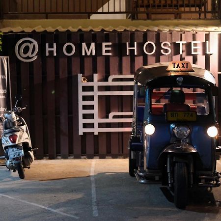 @Home Hostel Wua Lai Τσιάνγκ Μάι Εξωτερικό φωτογραφία