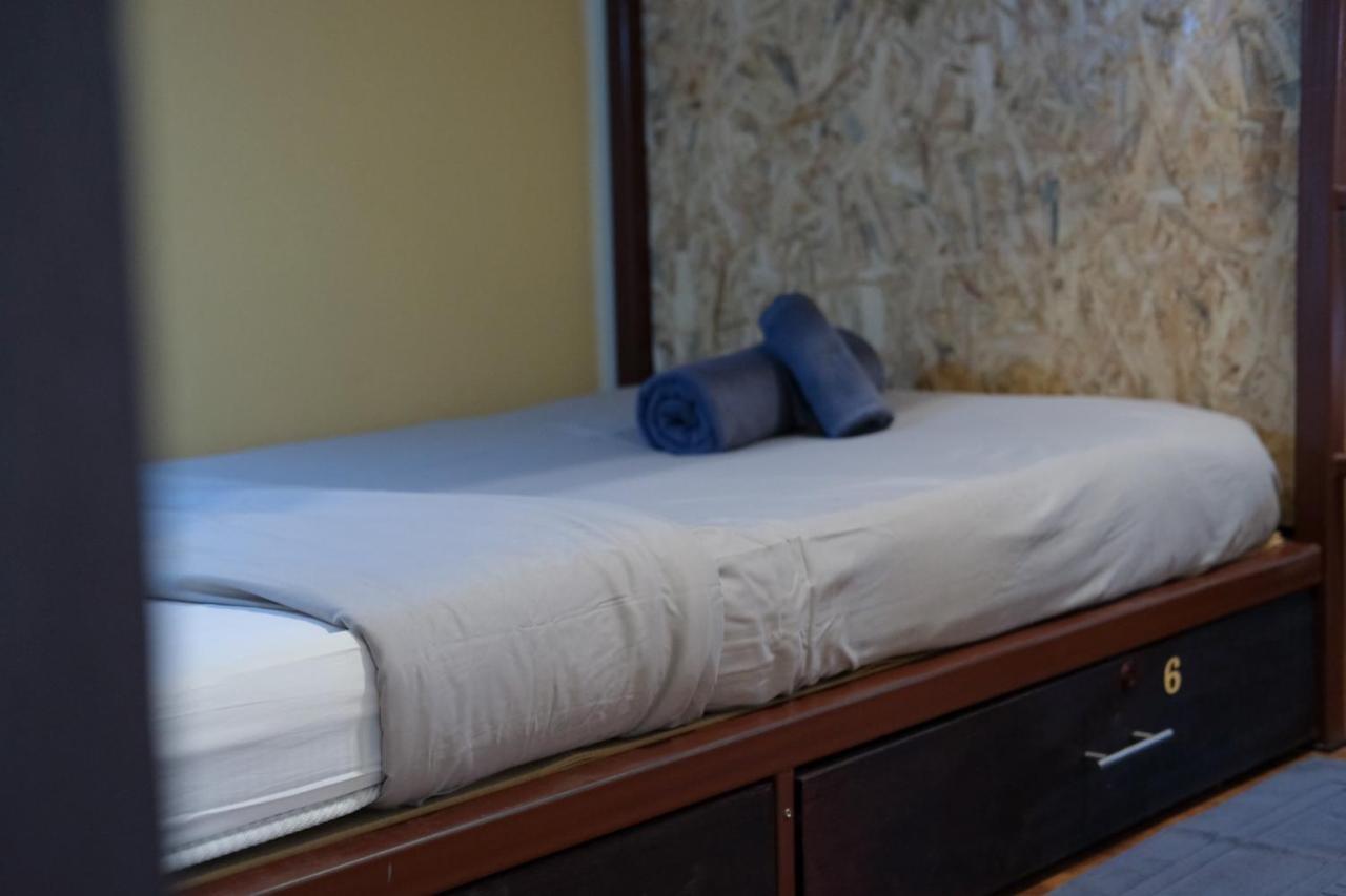 @Home Hostel Wua Lai Τσιάνγκ Μάι Εξωτερικό φωτογραφία